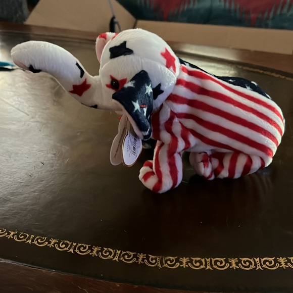 Righty 2000 Beanie Baby - Picture 2 of 2